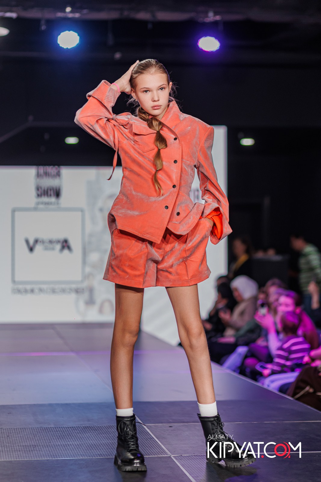 JUNIOR MODELS SHOW В РАМКАХ БЛАГОТВОРИТЕЛЬНОГО ПРОЕКТА МОДА ЗА СЧАСТЬЕ ДЕТЕЙ. КИПЯТКОМ АЛМАТЫ!