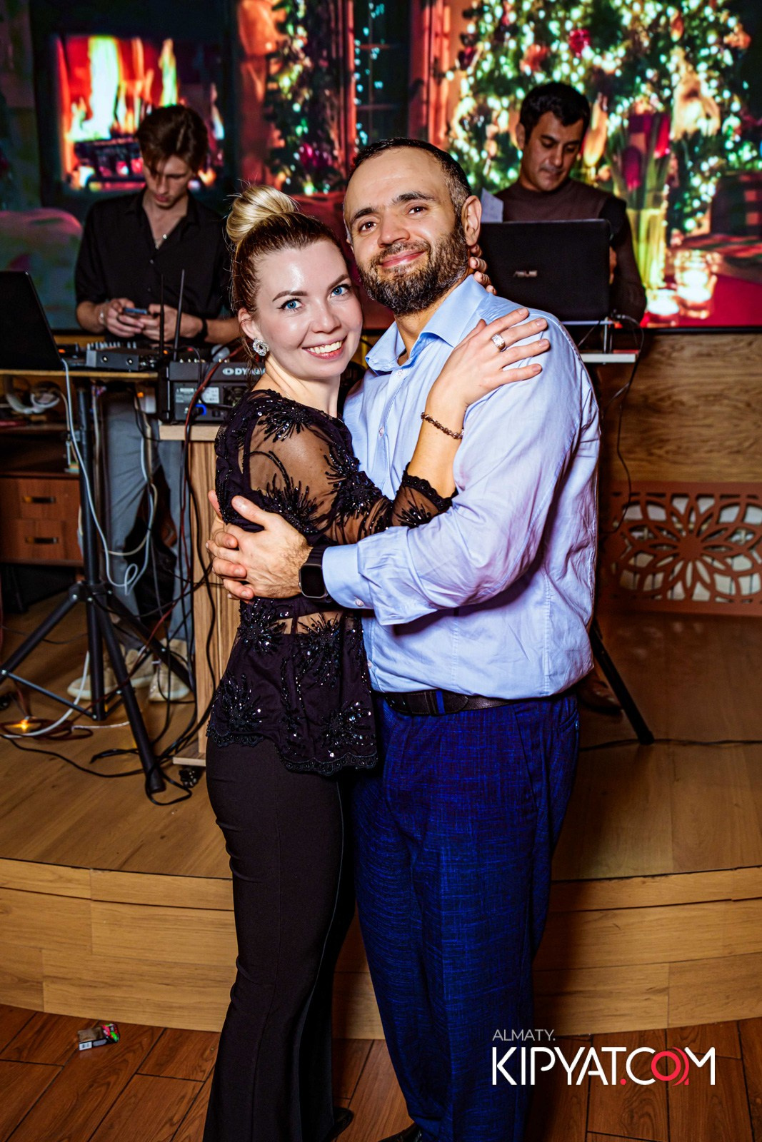 ГРУЗИНСКИЙ ДВОР НА КАБАНБАЙ БАТЫРА. КИПЯТКОМ АЛМАТЫ!