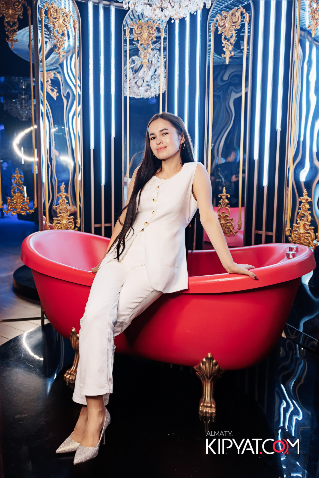 Зая, на бис. КИПЯТКОМ АЛМАТЫ!