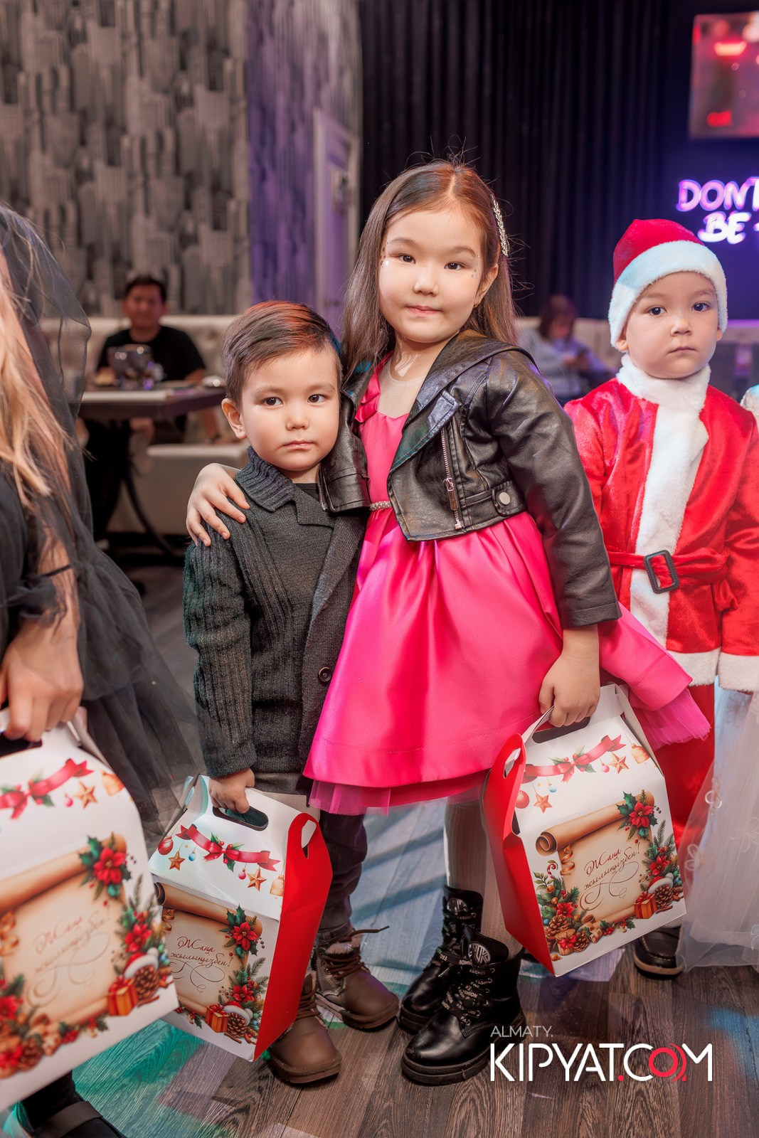 НОВОГОДНИЙ ОТЧЕТНЫЙ КОНЦЕРТ МУЗЫКАЛЬНОЙ ШКОЛЫ «SOULWAY». КИПЯТКОМ АЛМАТЫ!