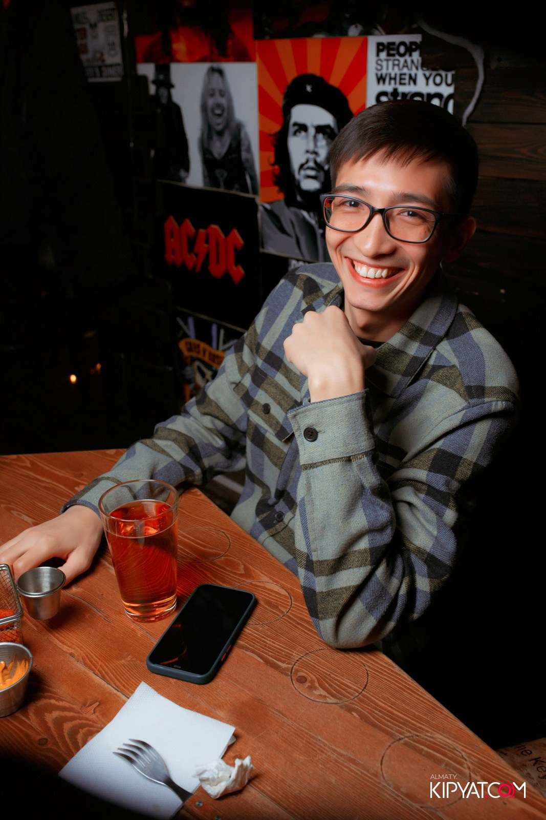 VICTORY PUB. КИПЯТКОМ АЛМАТЫ!