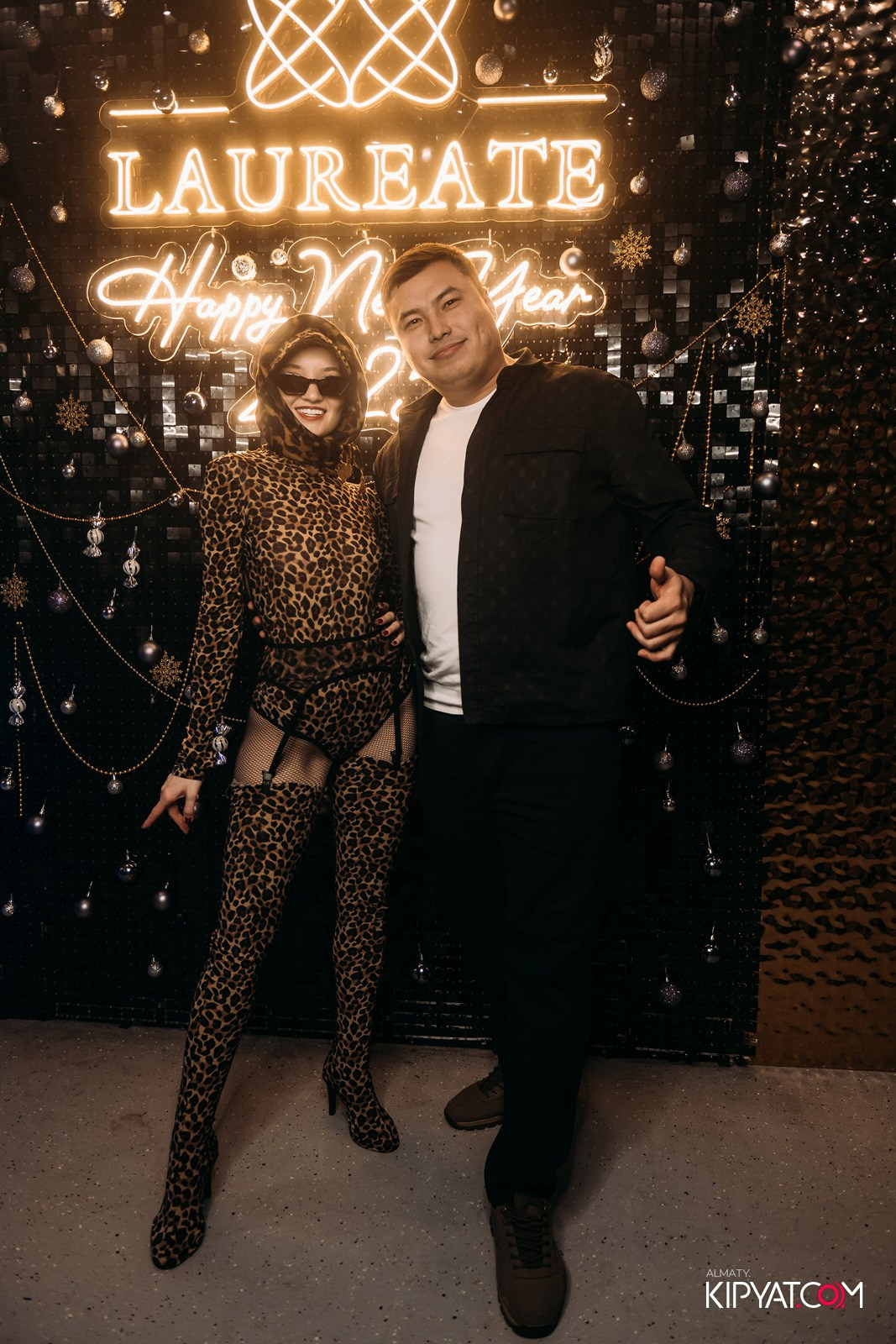 LAUREATE GRANDE CAFE. КИПЯТКОМ АЛМАТЫ!