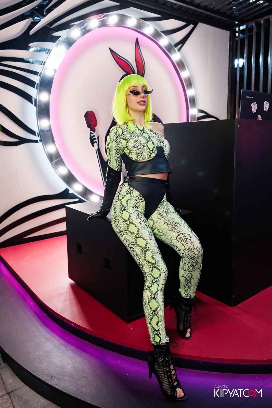 ЗАЯ, НА БИС. КИПЯТКОМ АЛМАТЫ!