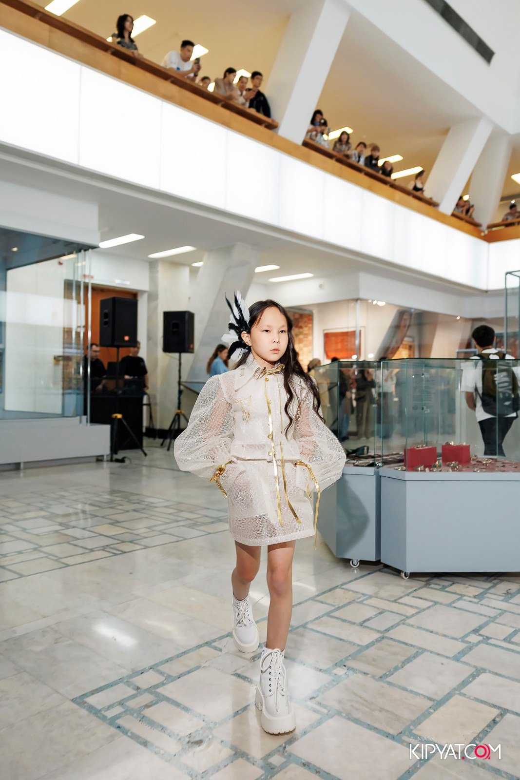 JUNIOR MODELS SHOW. ПЕРФОМАНС НОЧЬ В МУЗЕЕ. КИПЯТКОМ АЛМАТЫ! Фотосъемка мероприятий в Алматы