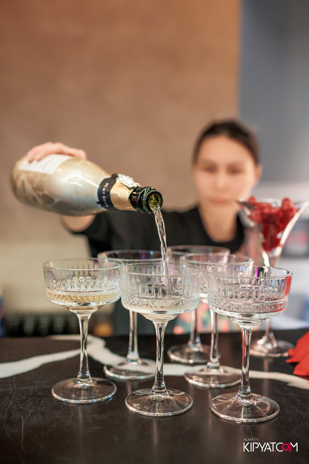 ARABIS НА ГАГАРИНА. КИПЯТКОМ АЛМАТЫ!