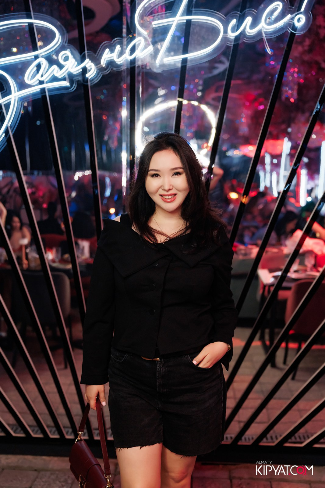 НОДАР РЕВИЯ В «ЗАЯ, НА БИС». КИПЯТКОМ АЛМАТЫ!