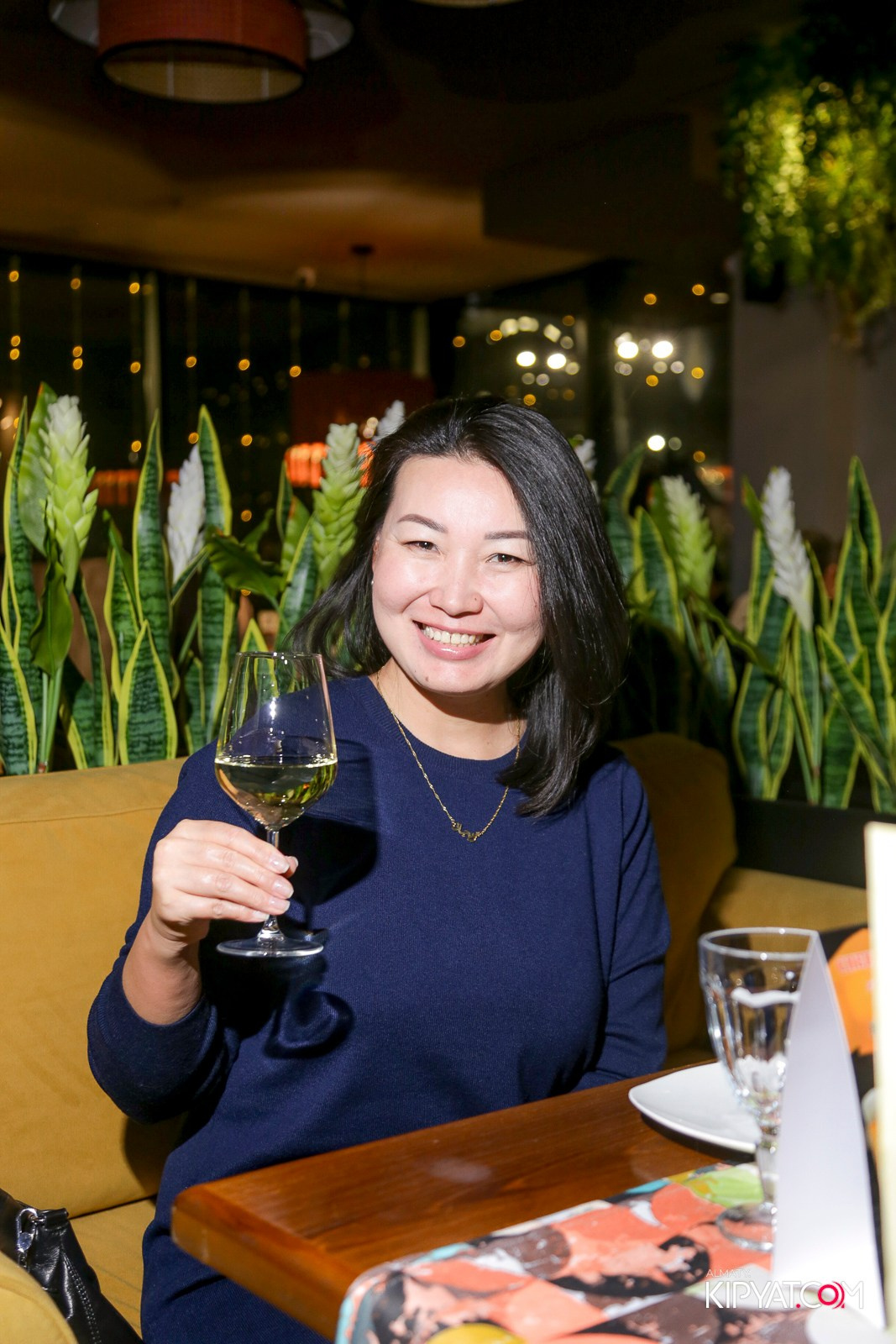 LIFE GRILL CAFE. КИПЯТКОМ АЛМАТЫ!