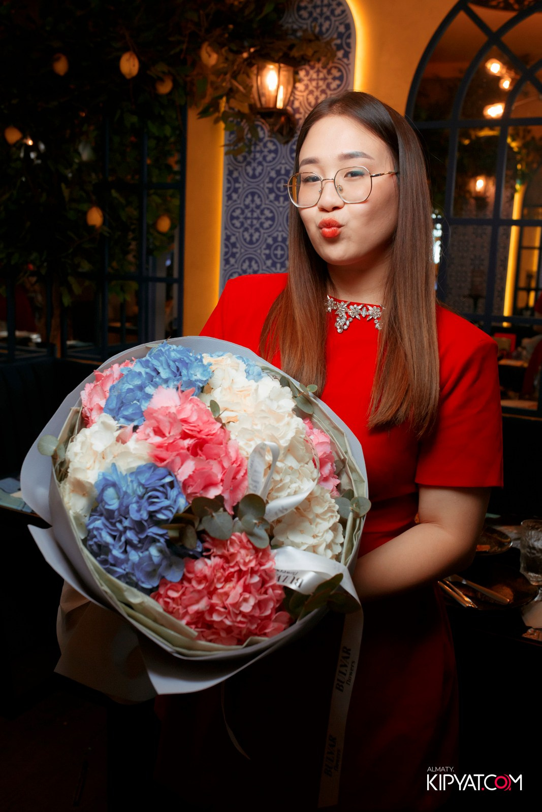 УХО И МЕДВЕДЬ НА ГАГАРИНА. КИПЯТКОМ АЛМАТЫ! Фотосъемка мероприятий в Алматы