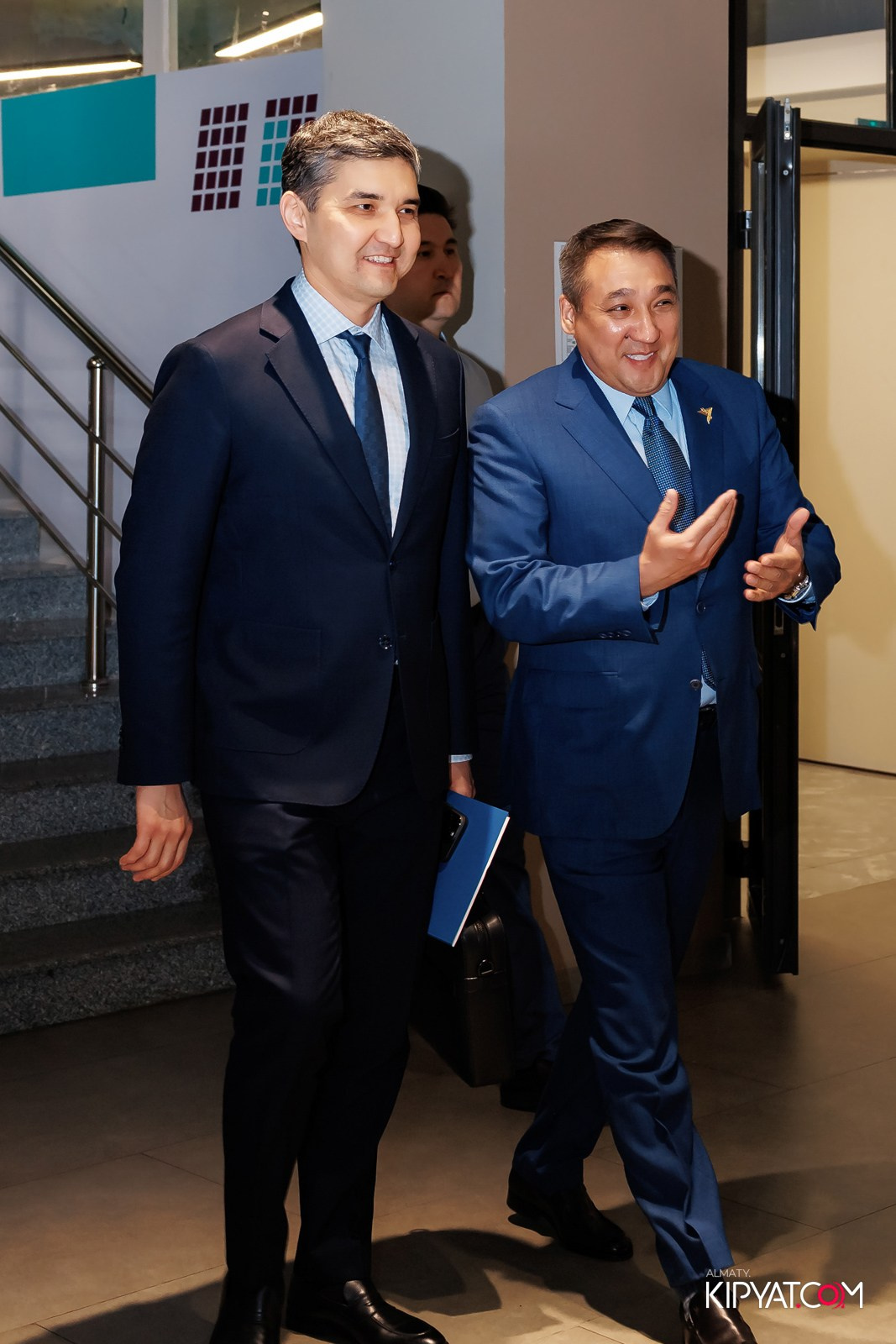 50 ЛЕТ — АЛМАТИНСКИЙ УНИВЕРСИТЕТ ЭНЕРГЕТИКИ И СВЯЗИ. КИПЯТКОМ АЛМАТЫ!