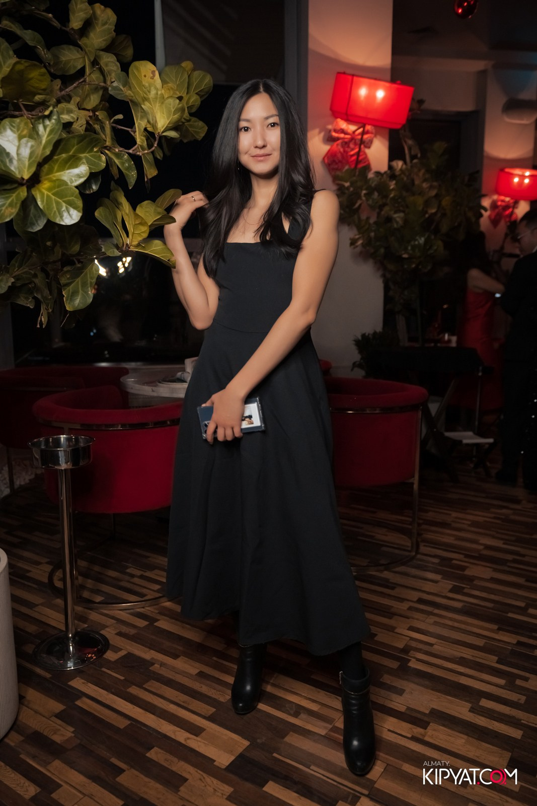 РЕСТОРАН BARFLY. КИПЯТКОМ АЛМАТЫ!