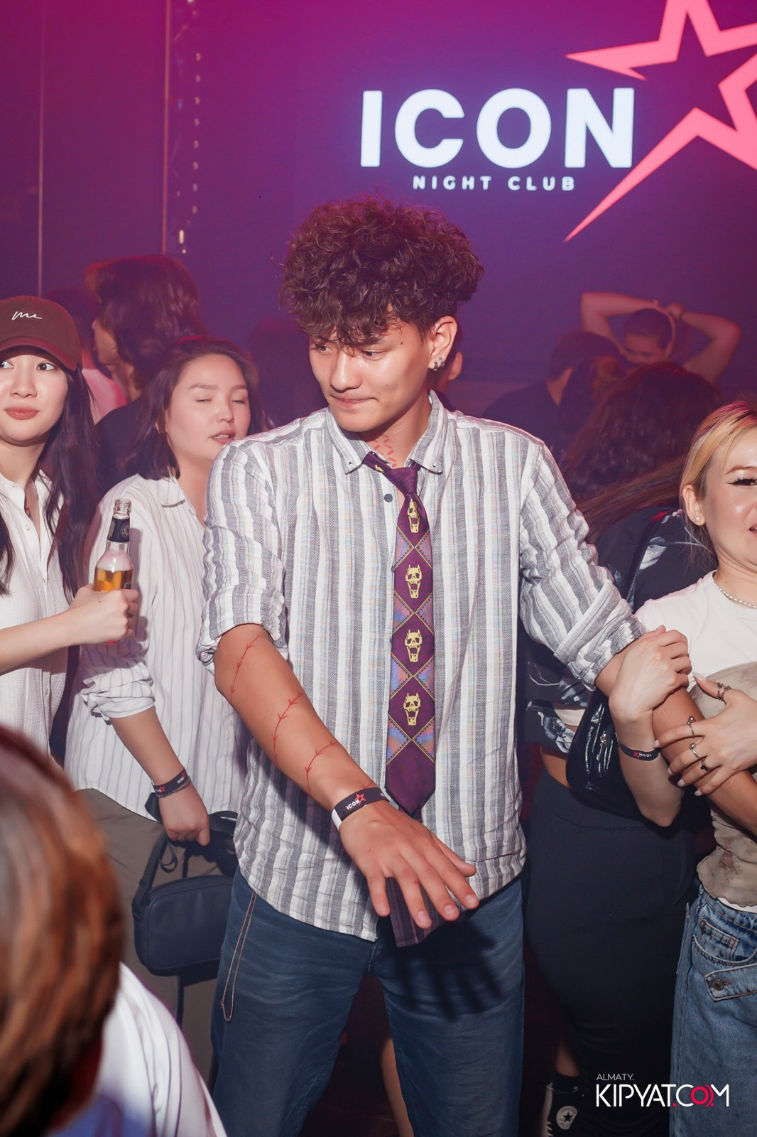 НОЧНОЙ КЛУБ ICON. КИПЯТКОМ АЛМАТЫ!