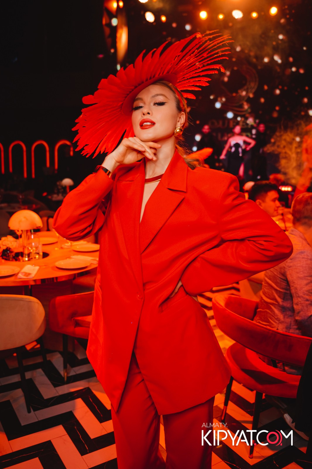 QUEEN. КИПЯТКОМ АЛМАТЫ!