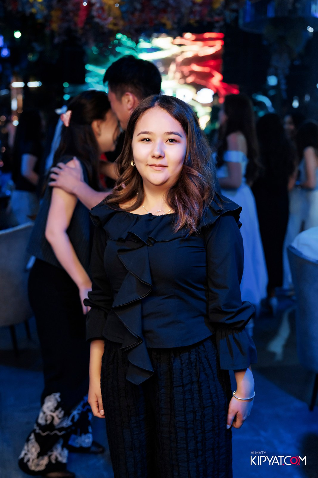 FRIENDS BAR & TERRACE. КИПЯТКОМ АЛМАТЫ!