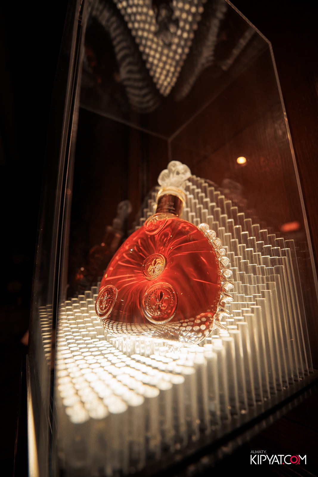 LAUREATE KARAOKE HALL. КИПЯТКОМ АЛМАТЫ!