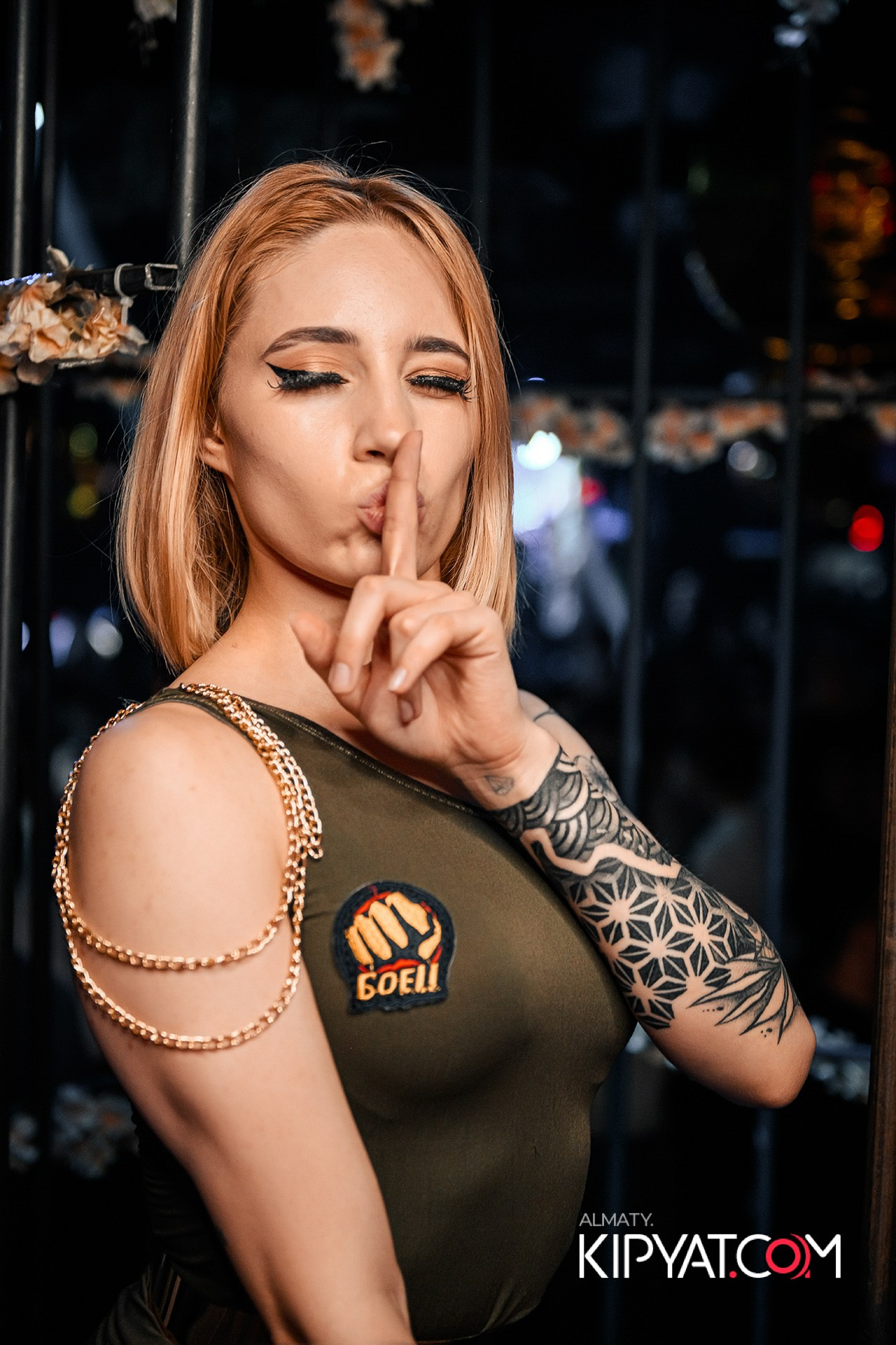 UYAT EMES BAR. КИПЯТКОМ АЛМАТЫ!