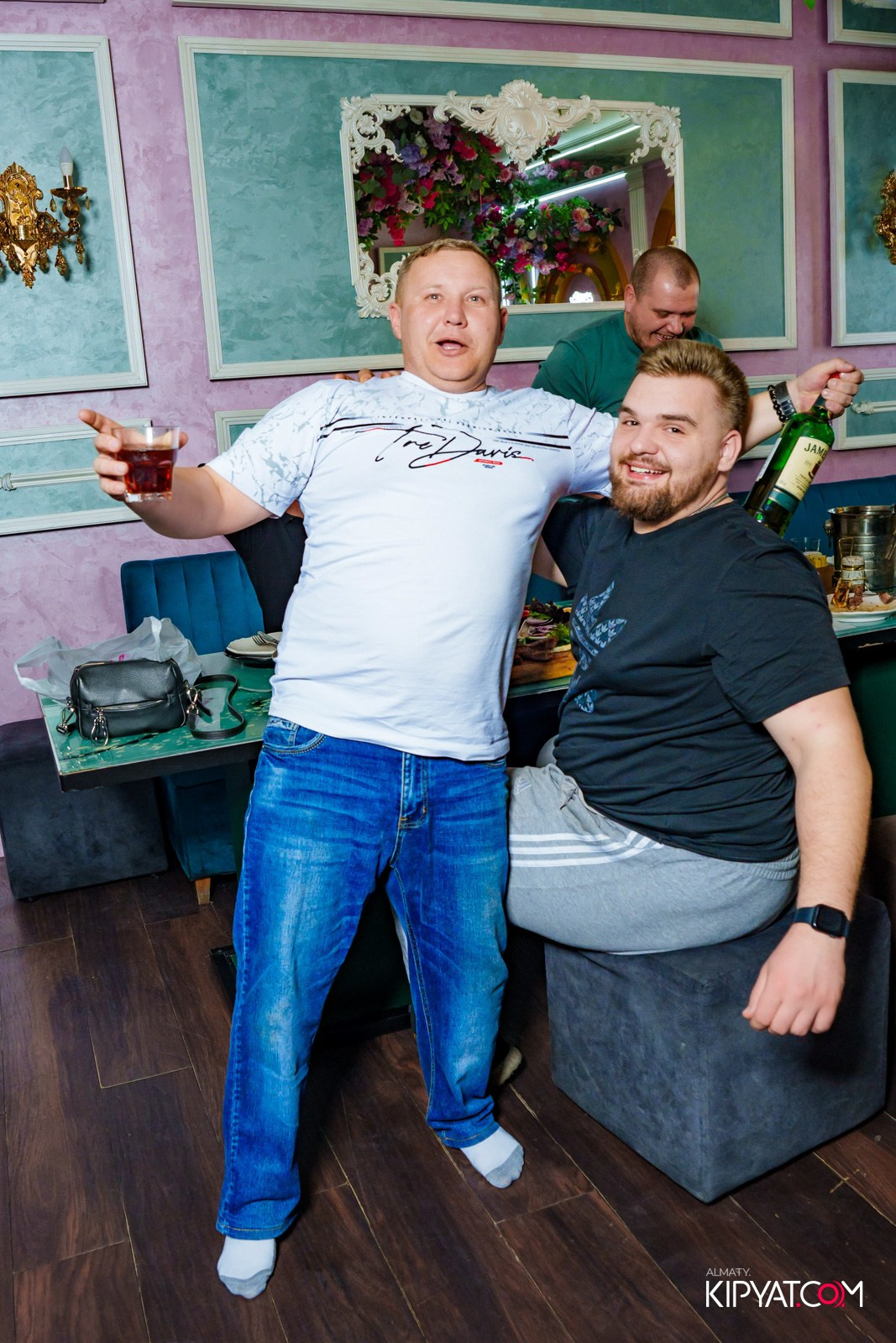 УХО И МЕДВЕДЬ НА САИНА. КИПЯТКОМ АЛМАТЫ!