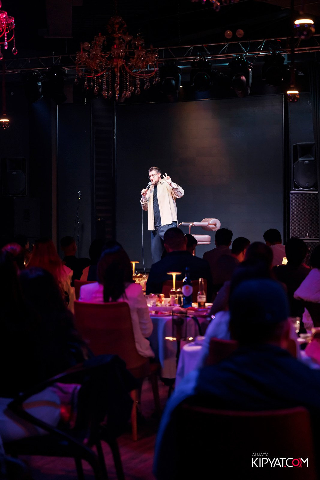 STAND UP КОНЦЕРТ АЛЕКСАНДА МЕРКУЛЬ. КИПЯТКОМ АЛМАТЫ! Фотосъемка мероприятий в Алматы