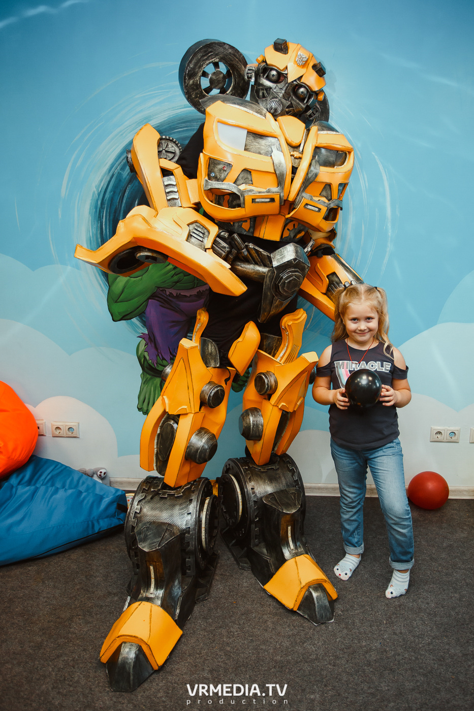 День рождения в «АкунаМатата»