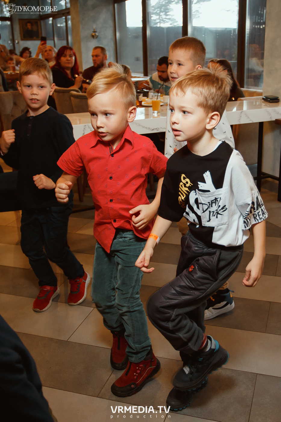 Трансформеры в эко-отеле «Лукоморье»