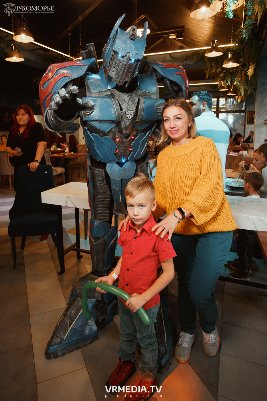 Трансформеры в эко-отеле «Лукоморье»