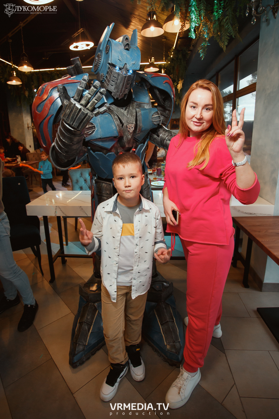 Трансформеры в эко-отеле «Лукоморье»