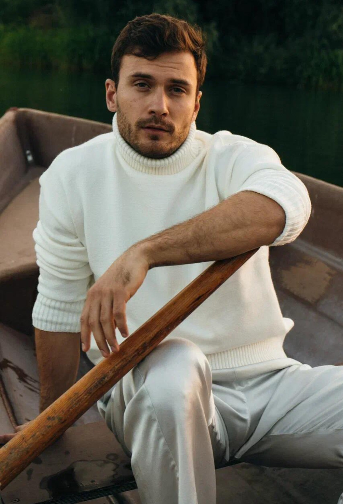 Организуем съемку вашего ассортимента одежды в Москве: предметная фотосессия с выездом