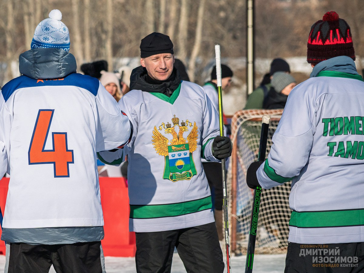 Хоккей у «Конторы пароходства