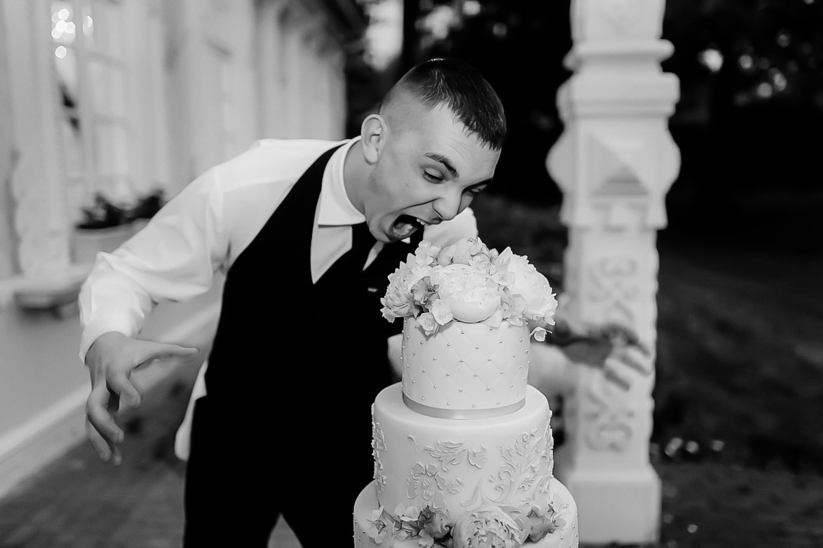 Евгения + Ники (Под дождем). Свадебные и портретный фотограф — Кирилл Зорин