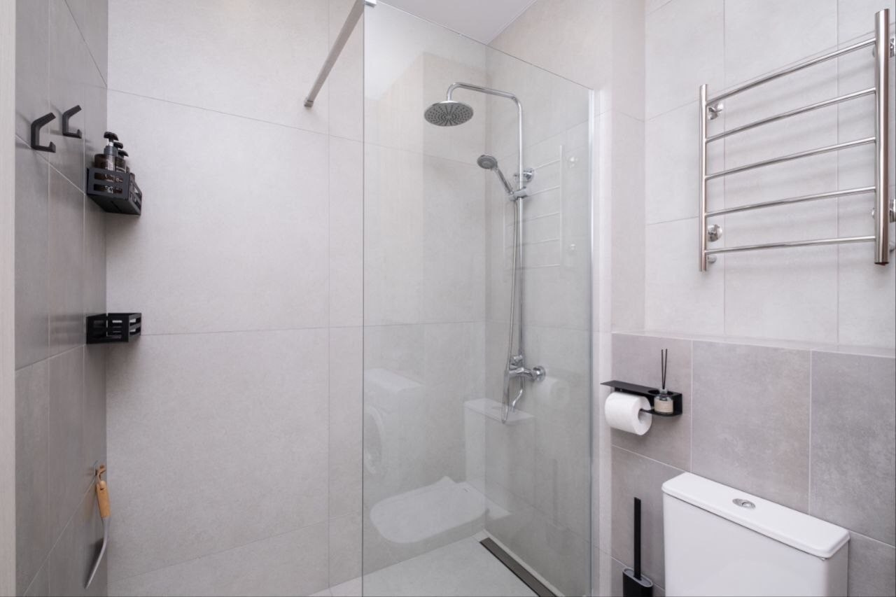 Ванная комната (ул. Сибгата Хакима д. 40). Ремонт санузла, туалета, ванной под ключ в Казани. Укладка плитки