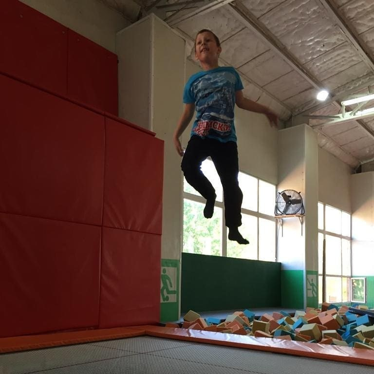 Снова в полёте: наши тренировки в @freestyle_sport_center возобновились! 💪🌟