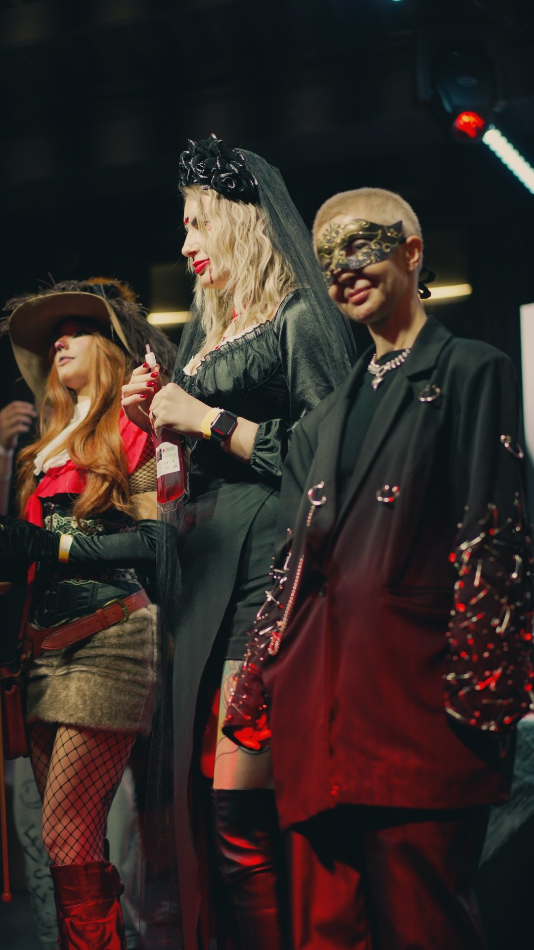 SОФИТЫ | 03.11. Фотограф, оператор и рилсмейкер в Москве — Ася Палагута