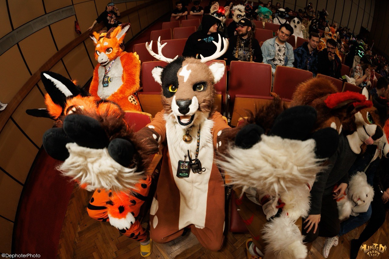 United Furry Convention 2026. Различные мероприятия и просто фотографии людей