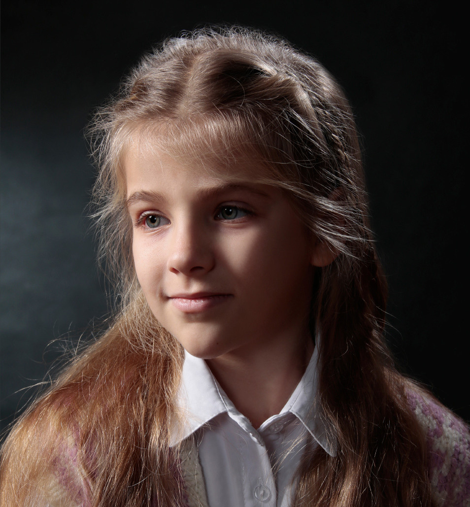 Портретный фотограф для выпускного Ростова-на-Дону. Выпускные альбомы, фотограф Денис Зимин в городе Ростове-на-Дону