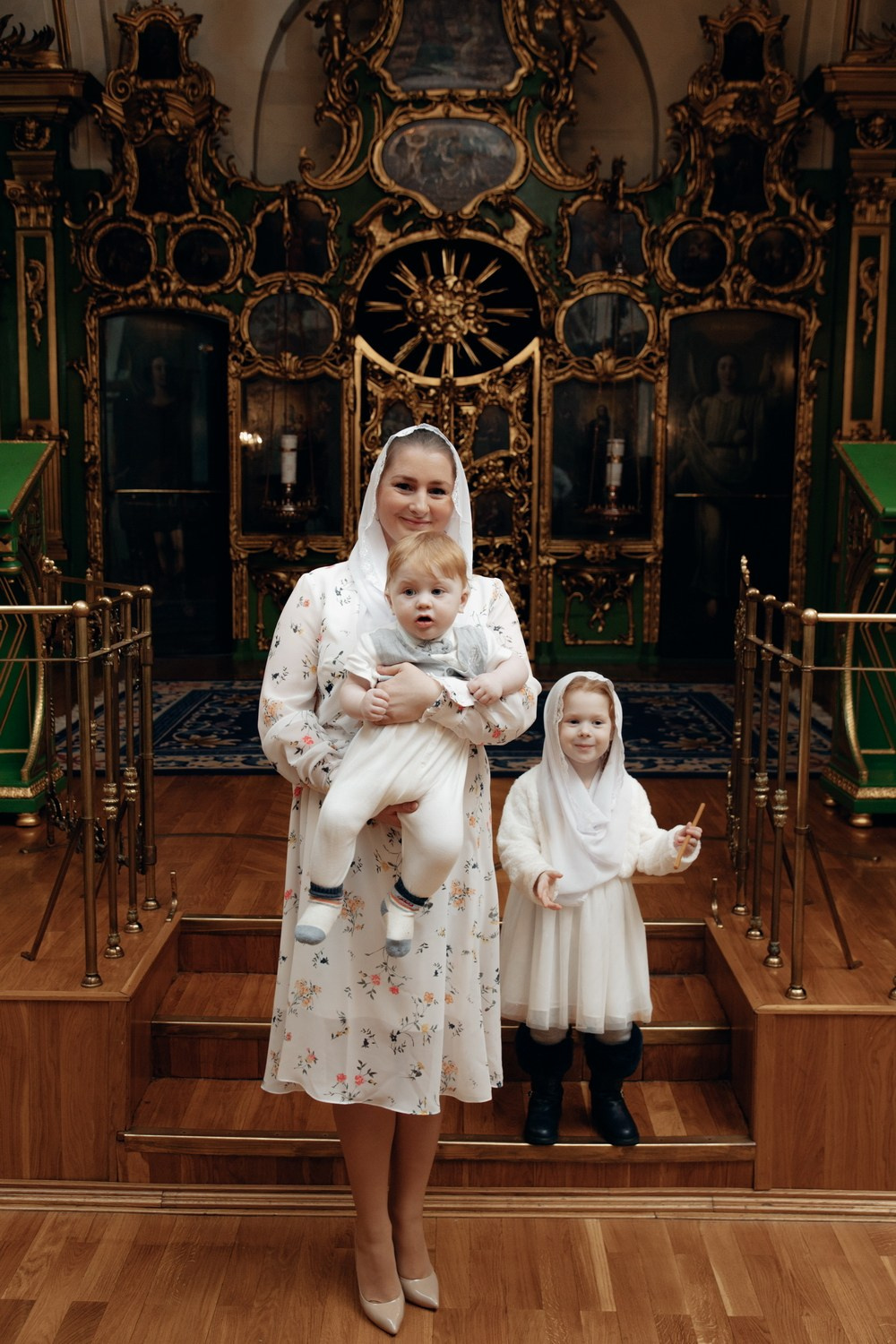 Крещение малыша в Никольском Соборе СПб. Фотограф крещение венчание в Петербурге! Помогает подобрать храм и посоветовал душевного батюшку в СПб