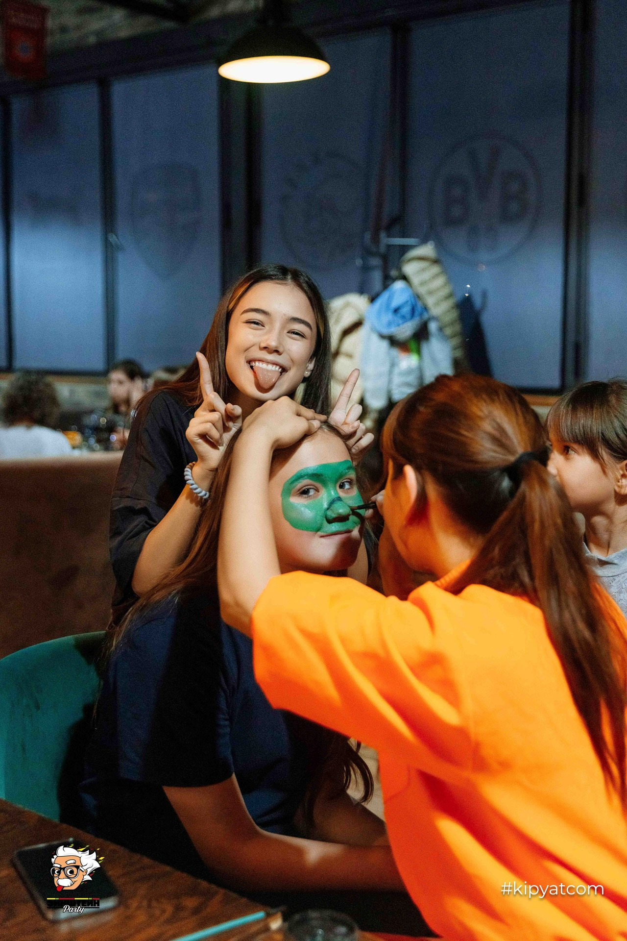 Эйнштейн Party