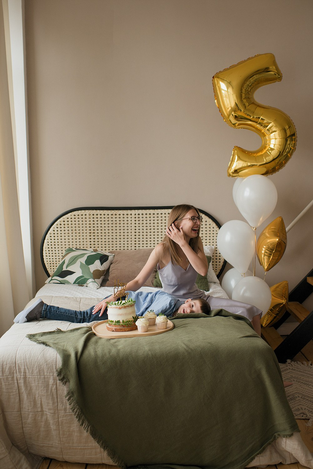 Фотосессия Дня рождения с оформлением. Фотограф в Екатеринбурге | Портреты, семейные съемки, лайфстайл