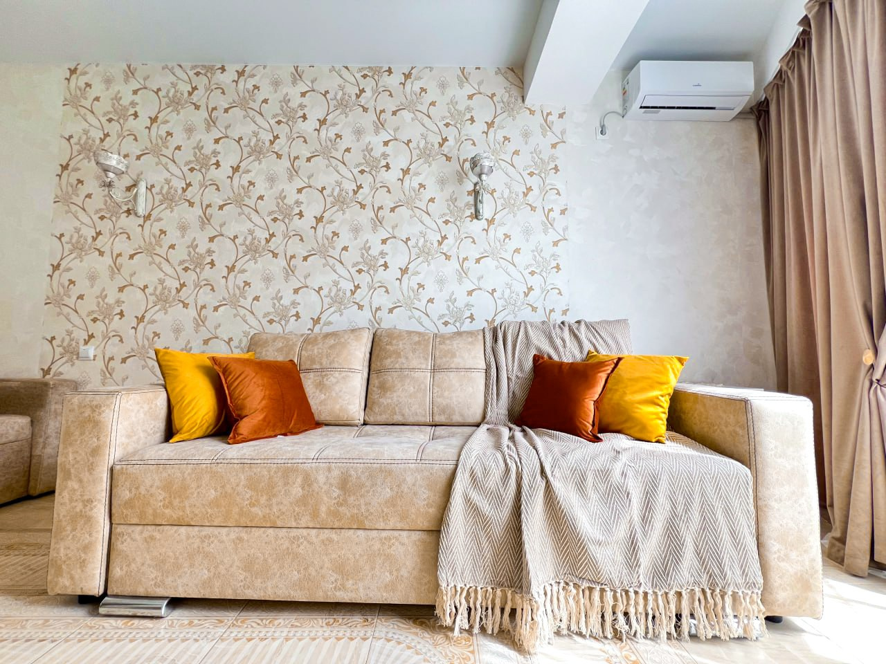 Отличный вариант для отдыха семьей, командировки, путешествия с друзьями. Квартиры посуточно, длительно в Сочи, LARA APART GROUP