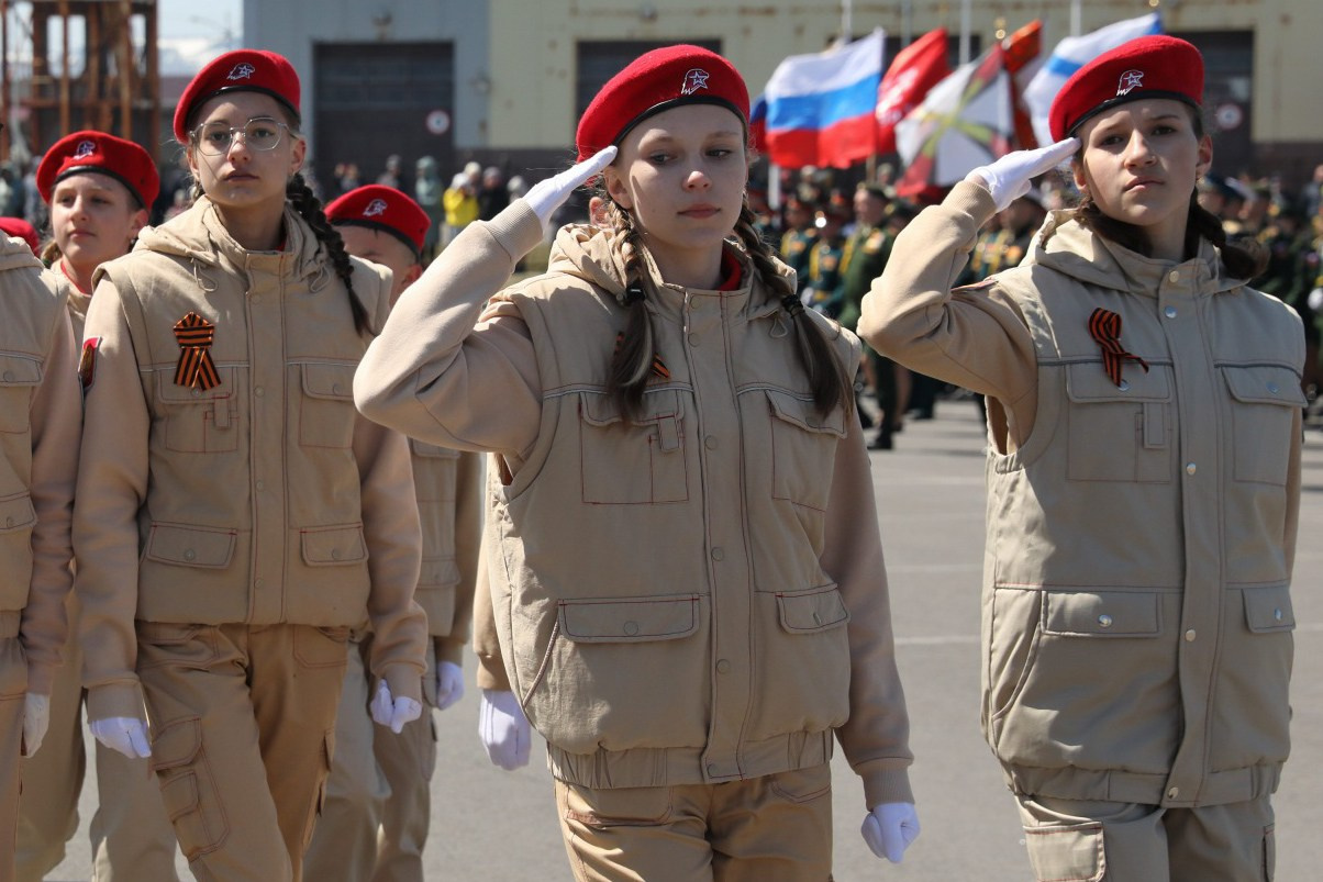 Парад Победы о. Итуруп. Фотограф Анна Сорокина