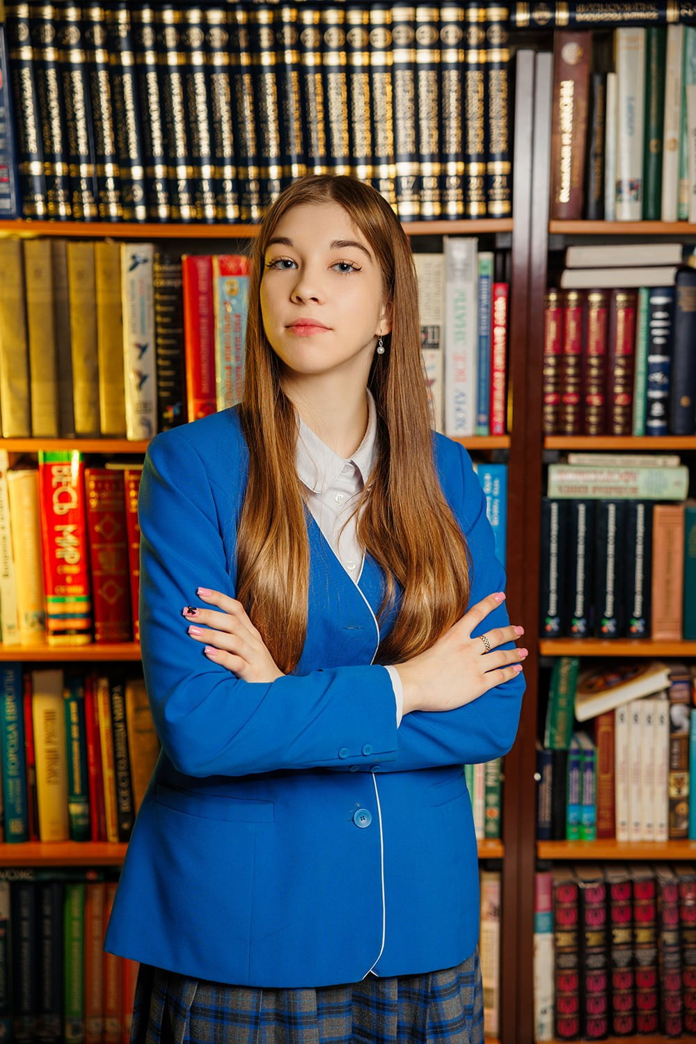 Школьная фотосессия на примере Мариинской гимназии. СИГМА | Студия выпускных альбомов Красноярск