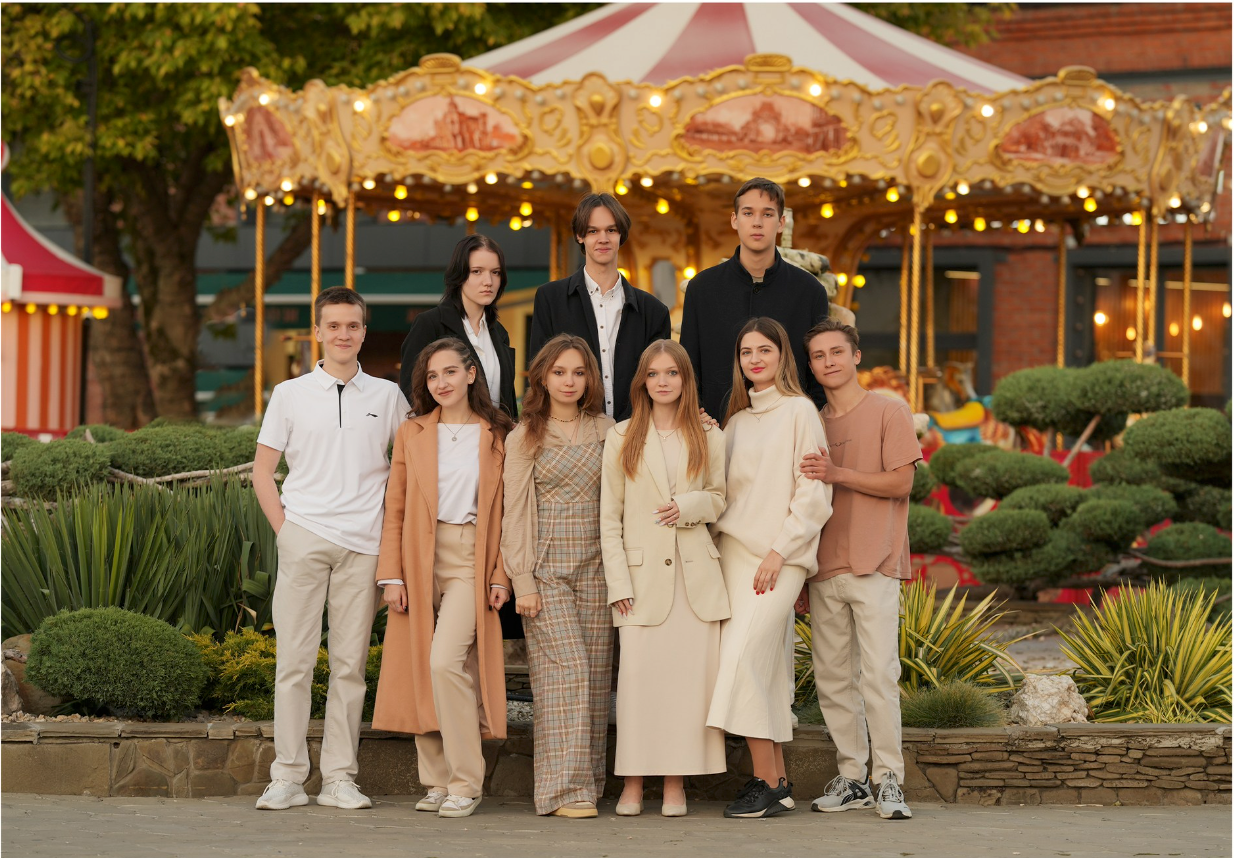 УЛИЧНЫЕ ЛОКАЦИИ. Красивый выпускной альбом в Краснодаре