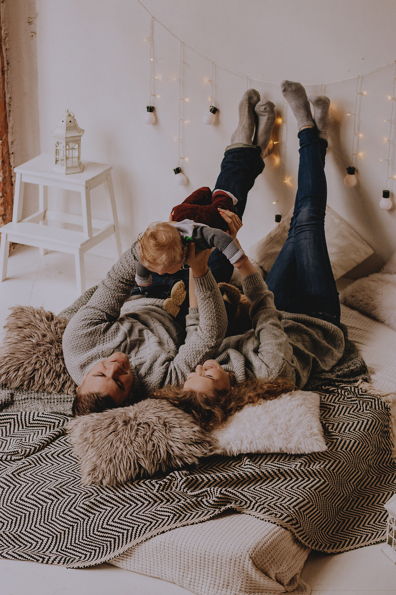 Фотосессия для семьи в студии