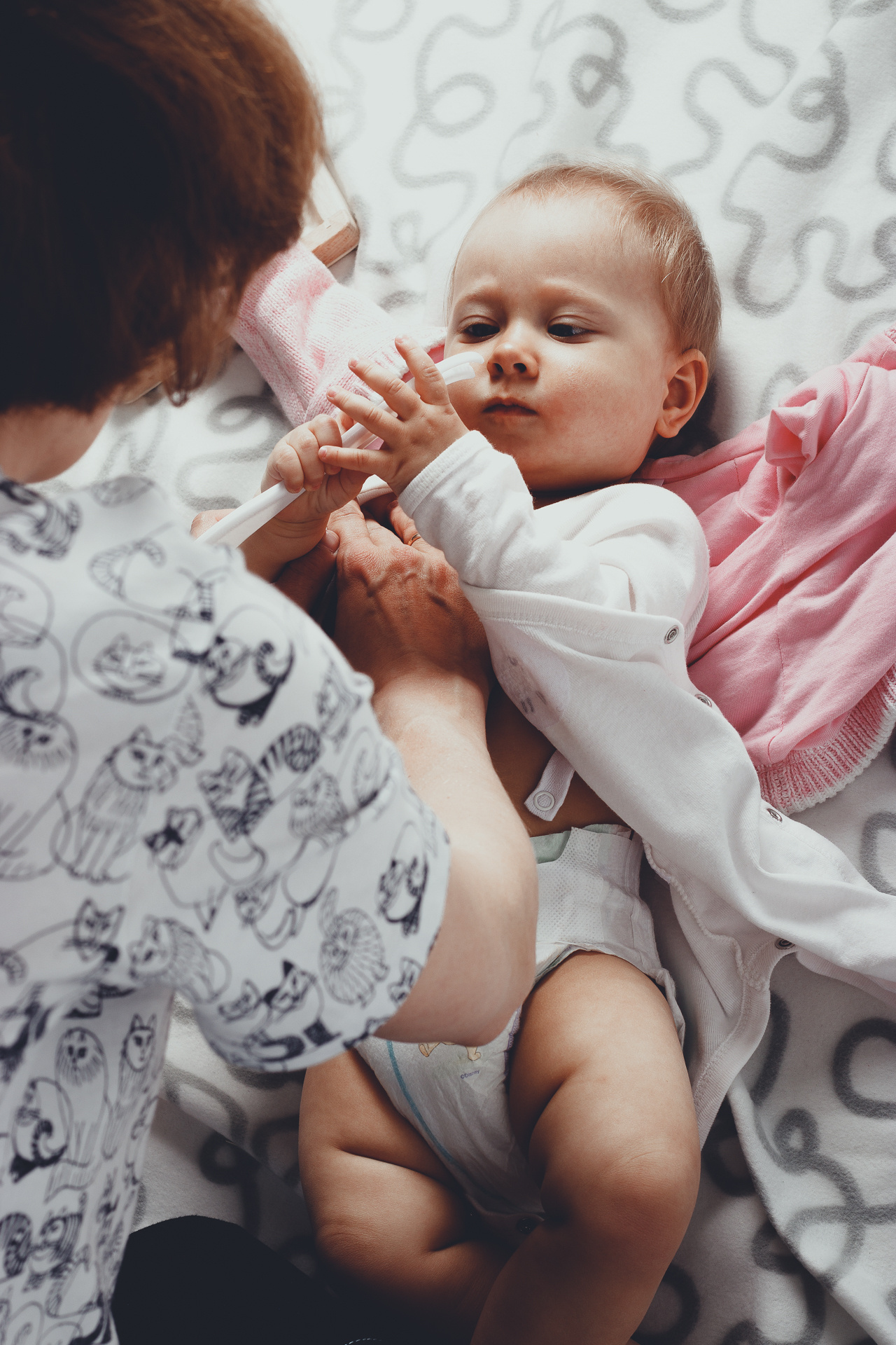 Студийная съемка мамы с ребенком