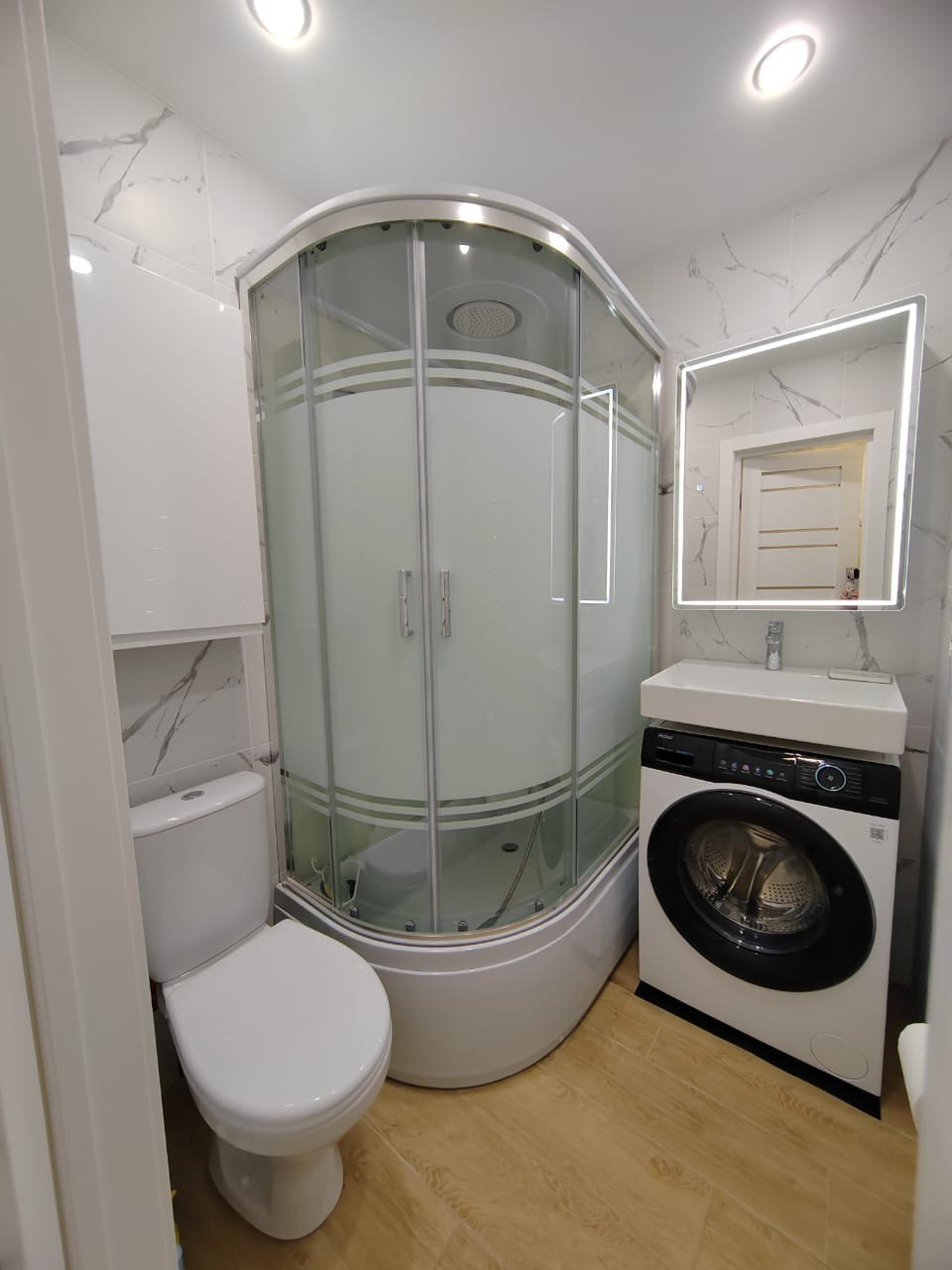 Ванная комната (ул. Короленко д. 73). Ремонт санузла, туалета, ванной под ключ в Казани. Укладка плитки