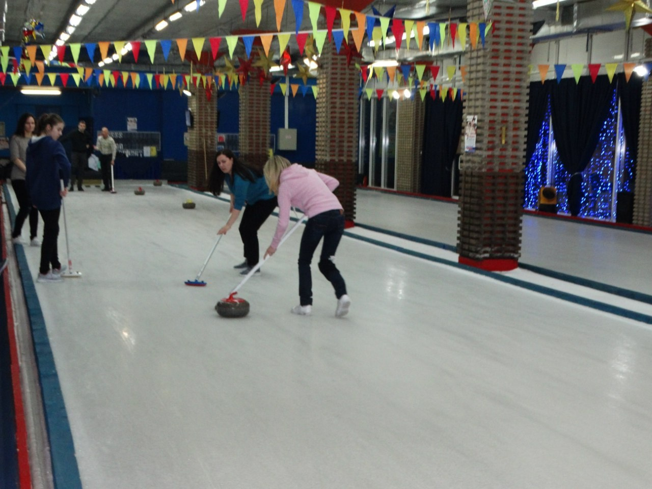 Кёрлинг | 10.04.2016. Галерея Фантим