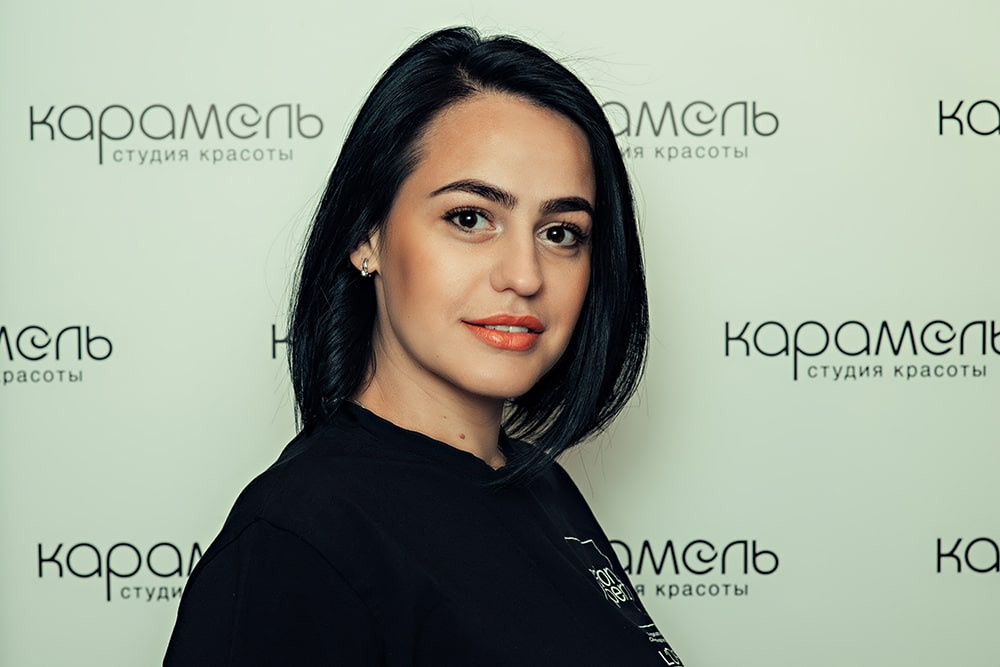 Фото сотрудниц салона красоты