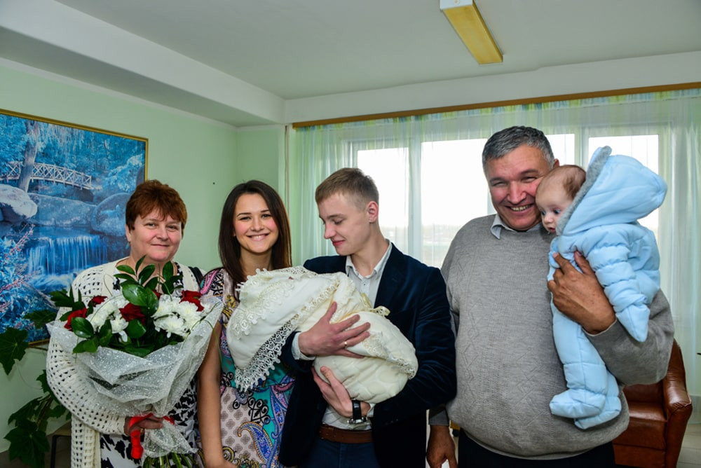 Выписка из роддома