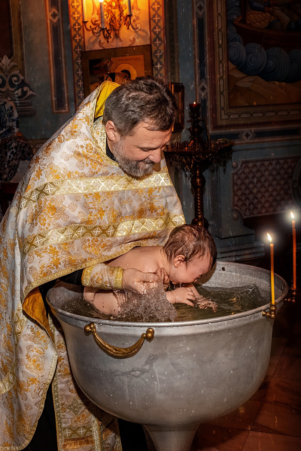 Крещение в Никольском храме Рузского района