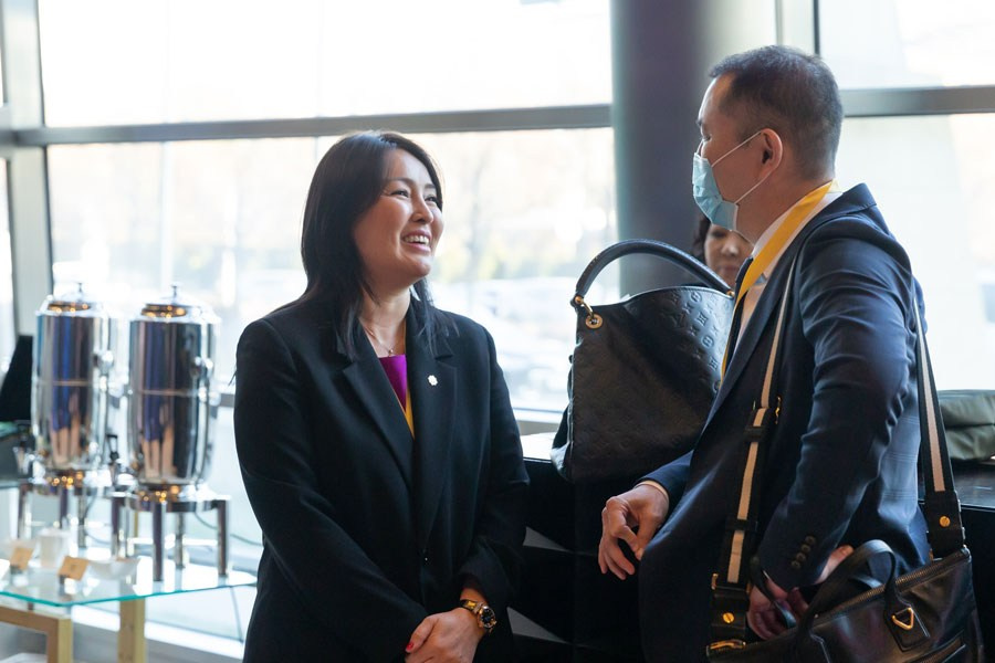 Конференции, семинары, корпоративные мероприятия. Фотостудия Алматы. Фотосъемка Алматы. Фотосессия Алматы. Фотокурсы. Обучение фотографии. Аренда студии