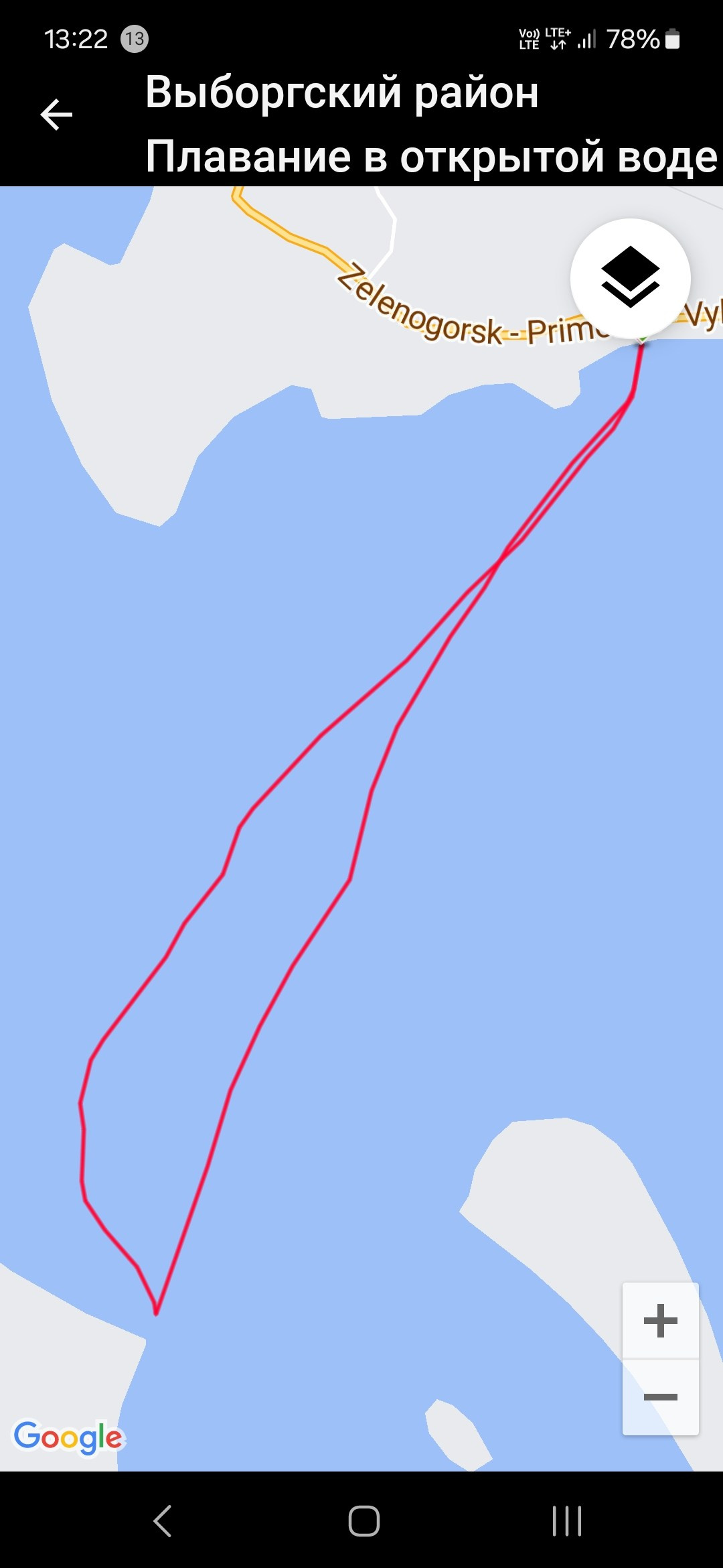 Т.к. старт через судоходный пролив - буйки не ставились. Ветер вбок и отсутствие явного ориентира по дороге туда всем обеспечил "парус" в треке