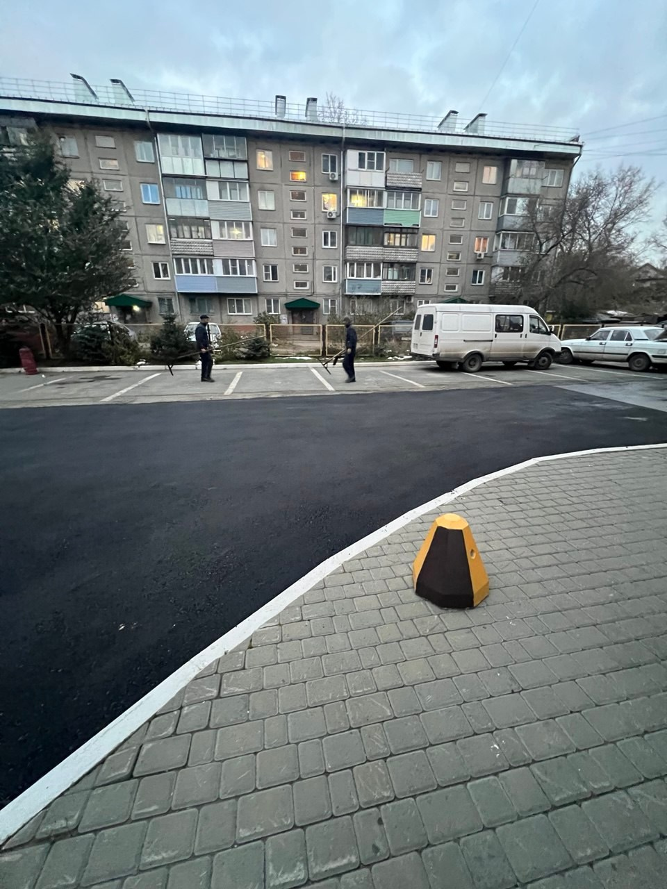 Асфальтирование дорог и частичное восстановление